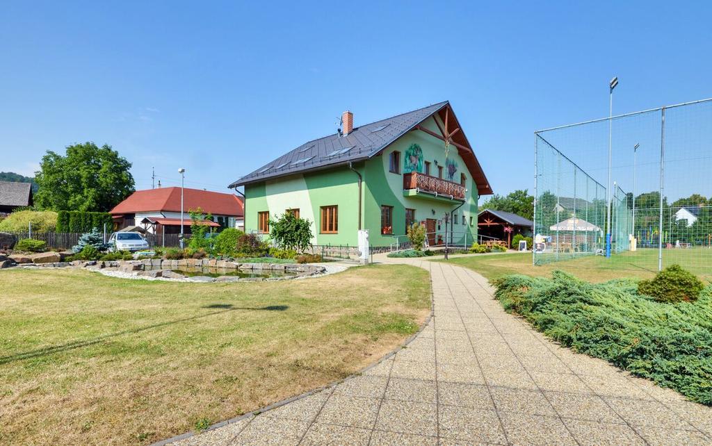 Restaurace A Penzion Kamenec Jilešovice Eksteriør billede